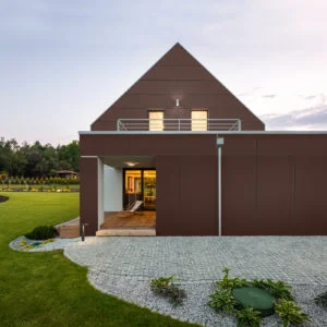 Mahogany Brown Casa